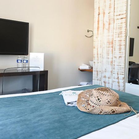 The Originals Boutique La Villa Ouest & Spa Saint-Palais-sur-Mer Bagian luar foto