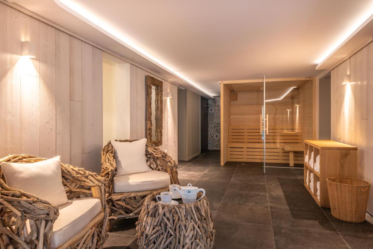 The Originals Boutique La Villa Ouest & Spa Saint-Palais-sur-Mer Bagian luar foto
